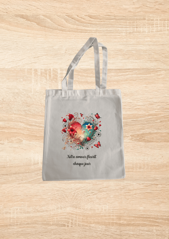 Sac fourre tout motif cœur rouge et fleuri